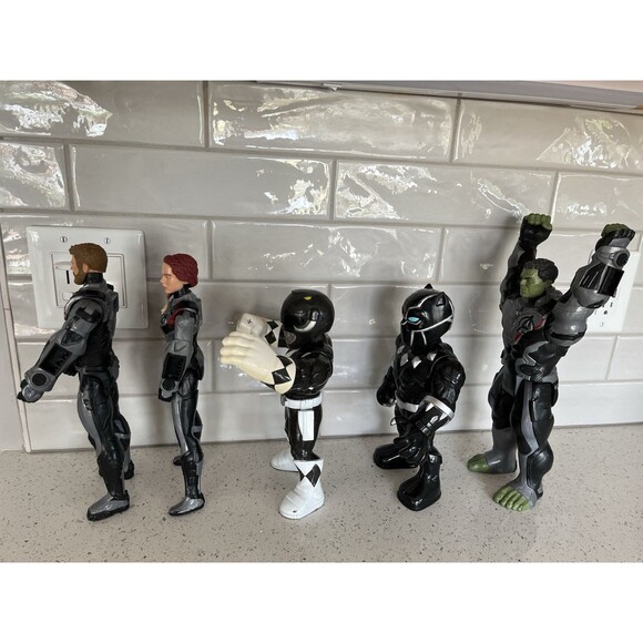 Marvel Avengers Endgame Action Figures 12 Inch Tall Titan Hero Series Lot of 5 - Picture 8 of 13